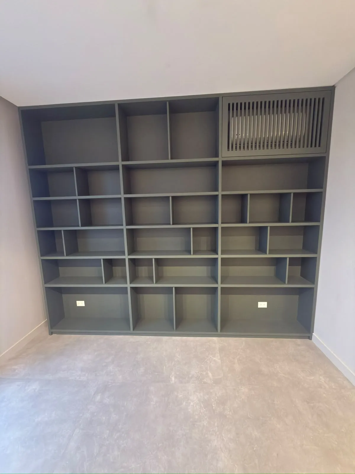 Biblioteca a medida para living