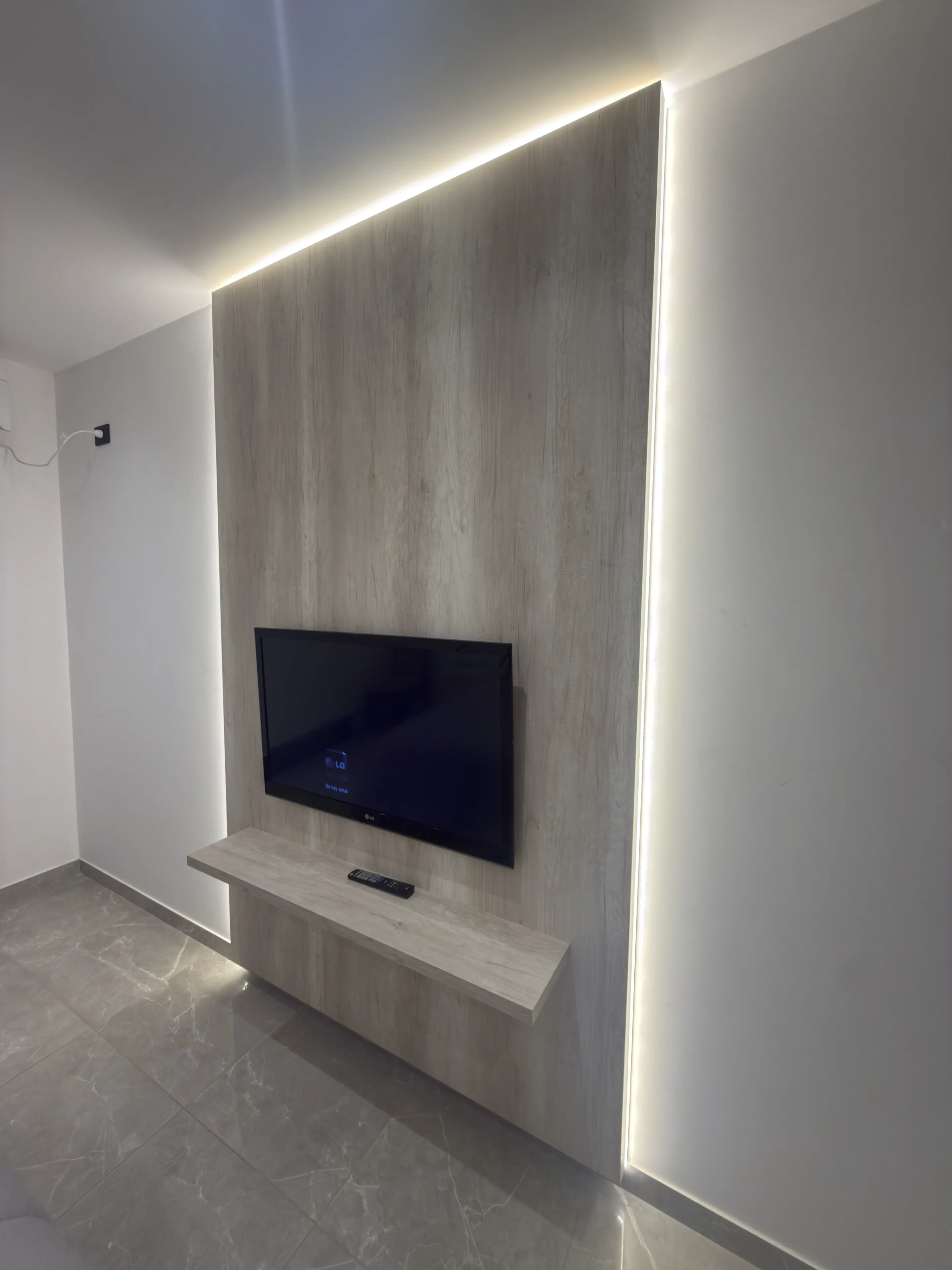 Placar de piso a techo con puertas corredizas a medida
